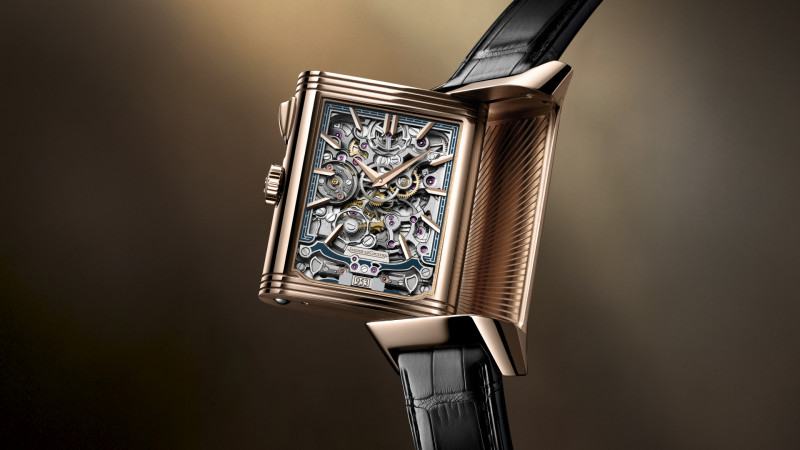 800 2025 q7122480 reverso minute repeater closeup2 adobe98 16 9
