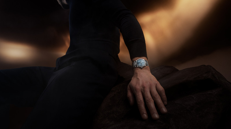 800_2026_q4158120_master_cc_date_acier_wristshots_2_srgb_16_9.jpg?10000